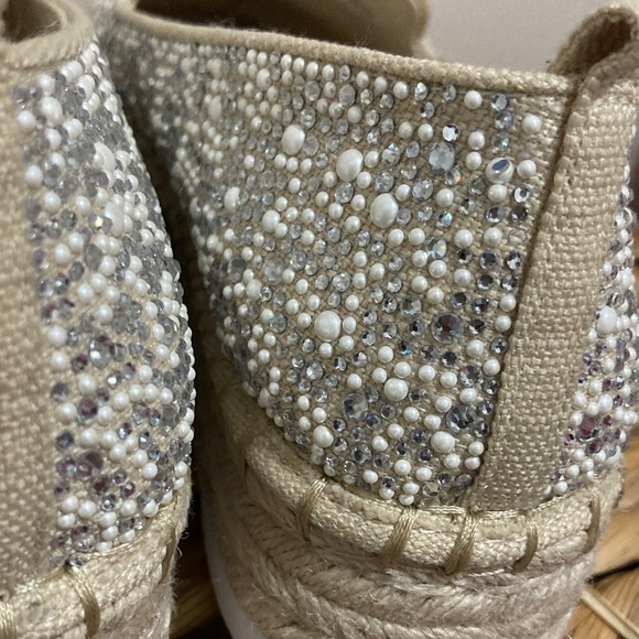 Gianni Bini Women's Sparkling Loafers - Silver and Cream - Picture 4 of 14